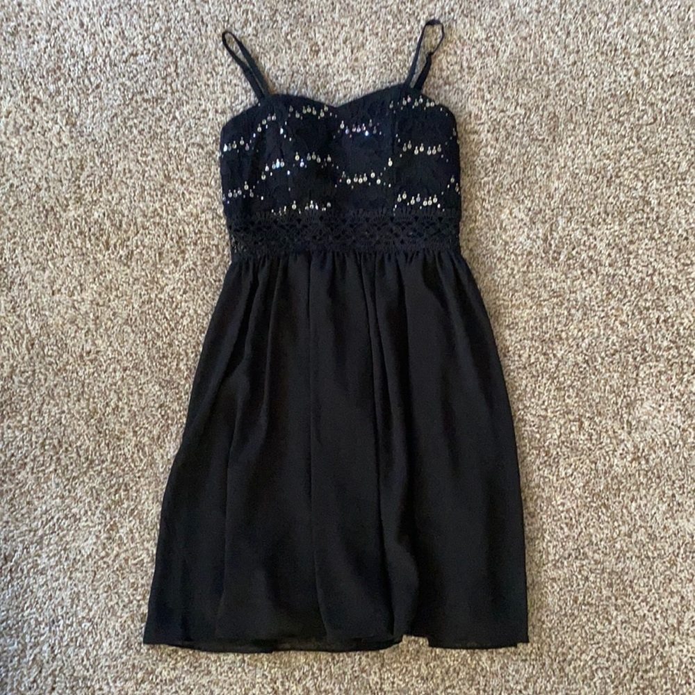 black lace dress